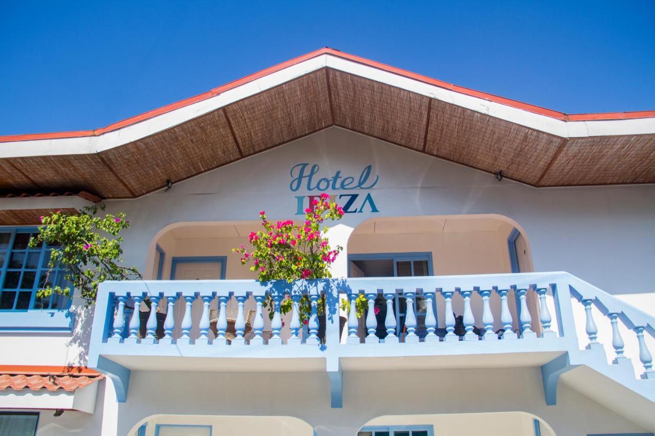 Hotel Ibiza Beach Boutique Jaco Bagian luar foto